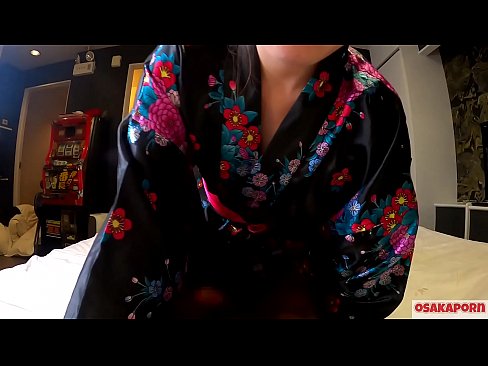 ❤️ Gənc cosplay qız bir atlı qadında fışqırma ilə orgazm olmaq üçün cinsi sevir. Həvəskar videoda ənənəvi yapon geyimində tüklü pişik və gözəl döşləri olan asiyalı qız sikişmə oyuncaqları ilə mastürbasyon nümayiş etdirir. Sakura 3 OSAKAPORN. ️❌ Porno bizdə ❌️❤