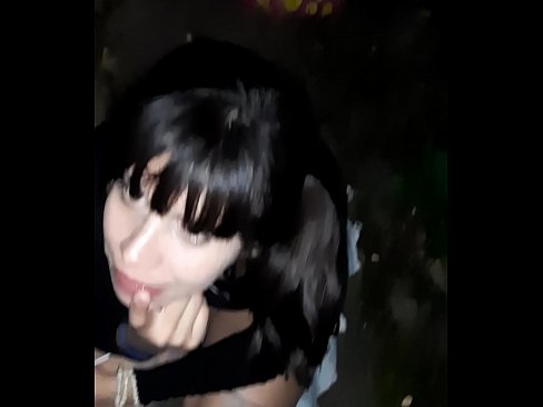 ❤️ Küçədə konfet qarşılığında penis şişib ️❌ Porno bizdə ❌️❤